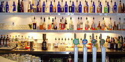 Ducks Nuts Bar & Grill - VIC Tourism 1