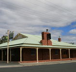 Huntington Tavern - VIC Tourism
