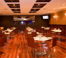 Maylands Hotel - VIC Tourism 1