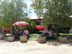 Albion Hotel Swifts Creek - VIC Tourism 2