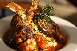 Schooners Bar & Grill - VIC Tourism 3