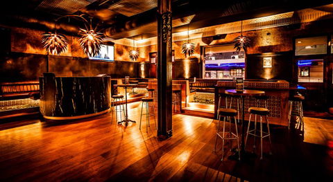 Empire Hotel - VIC Tourism 3