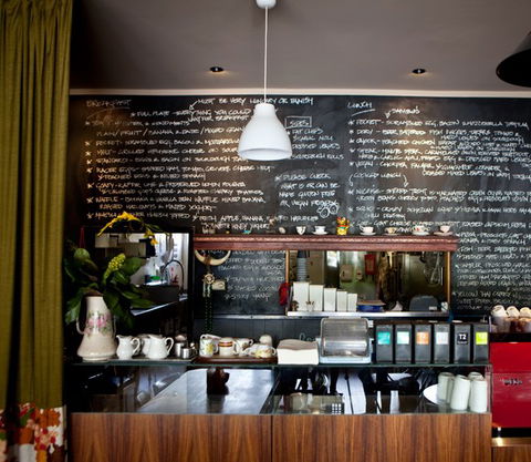 A Bite To Eat, A Drink As Well - VIC Tourism 0