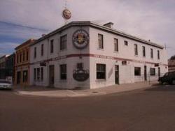 Club Hotel Bairnsdale - VIC Tourism 0