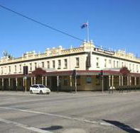 Soden's Australia Hotel - VIC Tourism