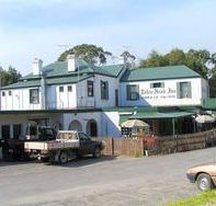 Robin Hood Hotel - VIC Tourism