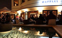 Raffles Hotel Lounge Bar - VIC Tourism 2