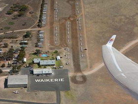 Waikerie Gliding Club - VIC Tourism 1