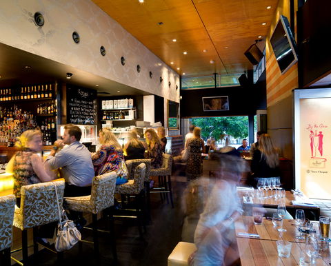 Cru Bar - VIC Tourism 0