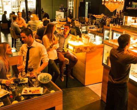 Cru Bar - VIC Tourism 1