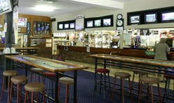 Chittaway Bay Tavern - VIC Tourism 3