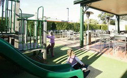 Twin Willows Hotel - VIC Tourism 3