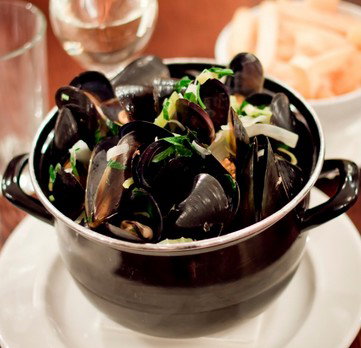 Heritage Bar & Restaurant - VIC Tourism 3