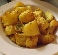 Harts Pub Restaurant - VIC Tourism