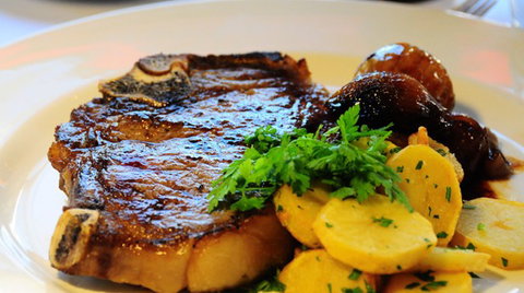 Orient Hotel Restaurant - VIC Tourism 0