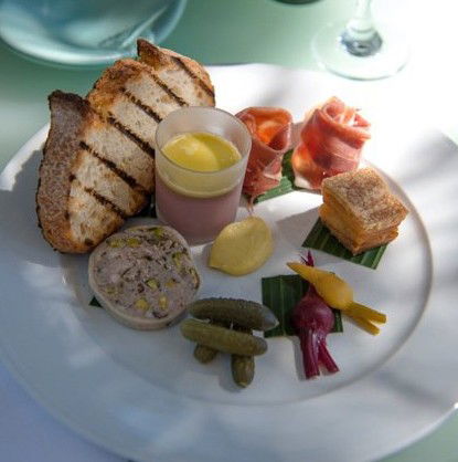 Le Bistro Rivage - VIC Tourism 1
