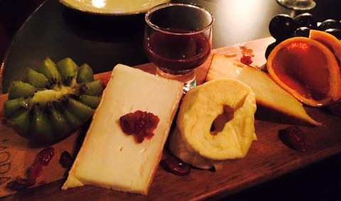 Red Baron's Lounge Bar - VIC Tourism 4