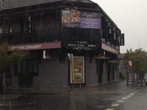 Royal Inn Hotel Waratah - VIC Tourism 0
