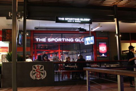 The Sporting Globe Bar & Grill - VIC Tourism 0