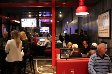 The Sporting Globe Bar & Grill - VIC Tourism 1