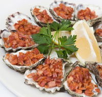 In Restaurant - VIC Tourism