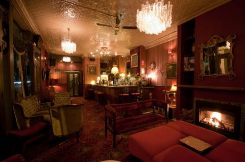 Back Bar Cocktail Lounge & Function Venue - VIC Tourism 0