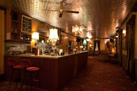 Back Bar Cocktail Lounge & Function Venue - VIC Tourism 1
