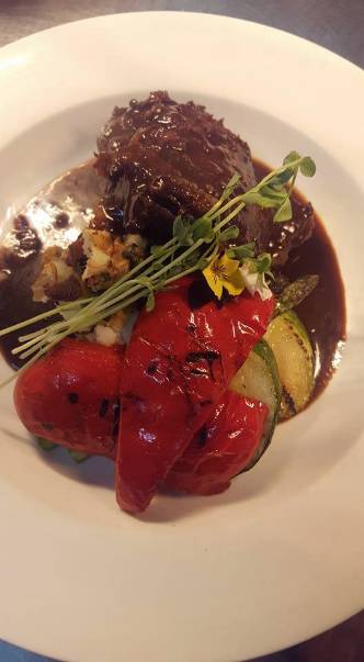 Woods And Irons Restaurant @ The Moranbah Golf Club - VIC Tourism 0