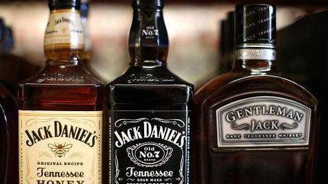 Vintage Cellars - VIC Tourism 2