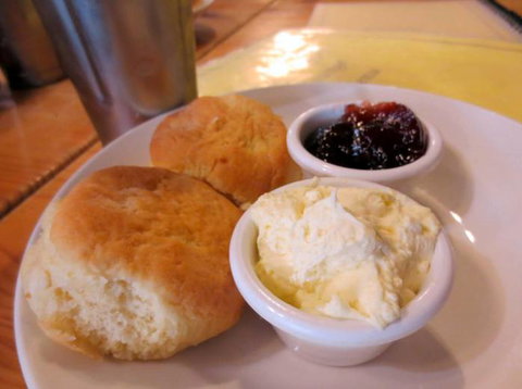 Elly’s Coffee Lounge - VIC Tourism 2