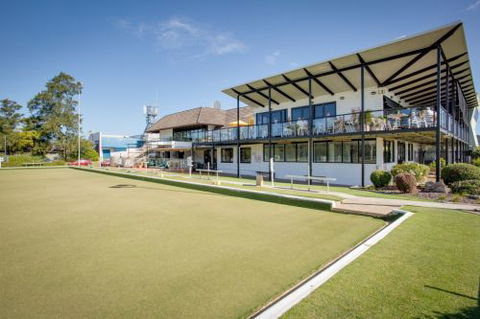 Taree Leagues Sports Club - VIC Tourism 0