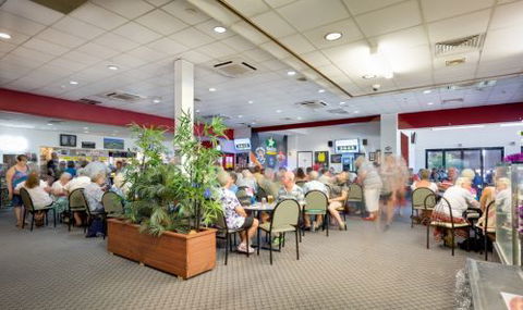 Taree Leagues Sports Club - VIC Tourism 3