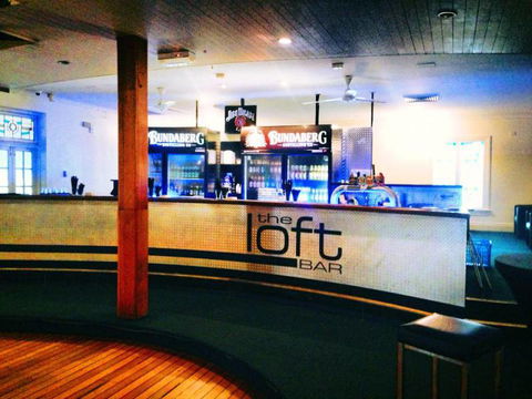 Seaview Hotel - VIC Tourism 1