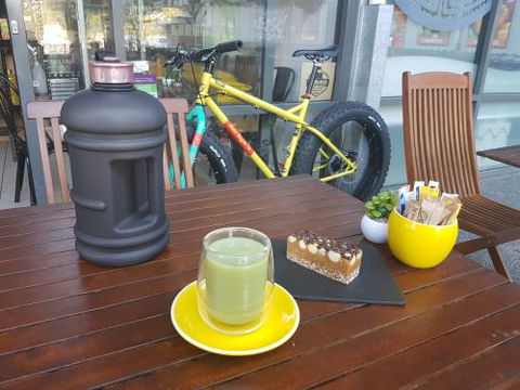 Gobblegutz Espresso Bar & Gourmet Food Store - VIC Tourism 0