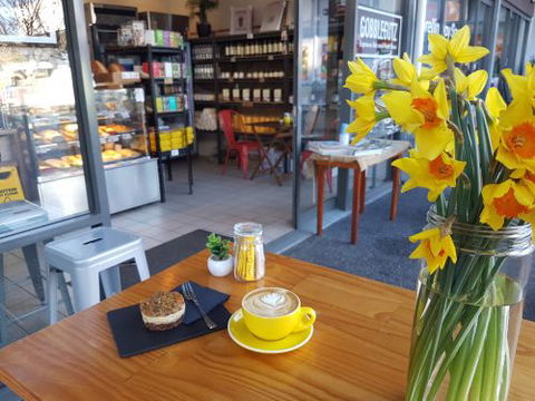 Gobblegutz Espresso Bar & Gourmet Food Store - VIC Tourism 1