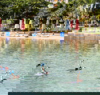 Aqua fitness in the Wave Lagoon - VIC Tourism