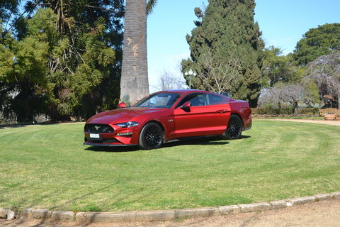Daddy's Day Out At Borambola Wines By The Roundabout Restaurant - VIC Tourism 1