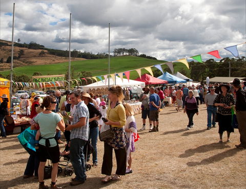 Bream Creek Farmers Market - VIC Tourism 0