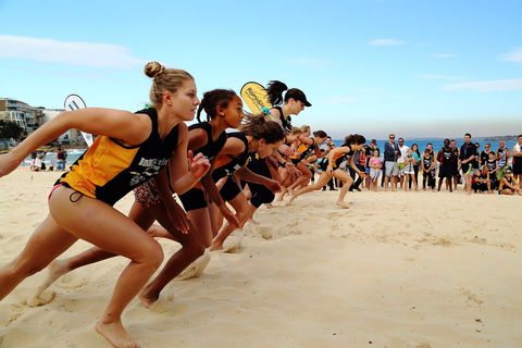 Henry Blooms Bondi Barefoot - VIC Tourism 0