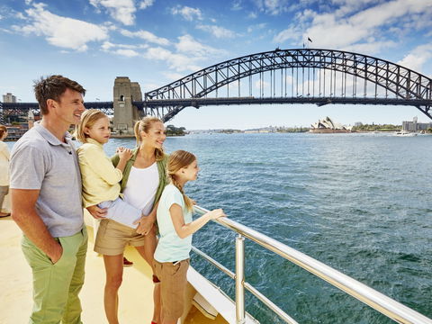 Fathers Day Lunch Cruise - VIC Tourism 1