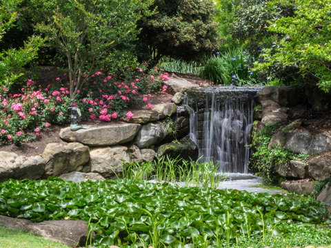 Spring Time At Hunter Valley Gardens - VIC Tourism 1