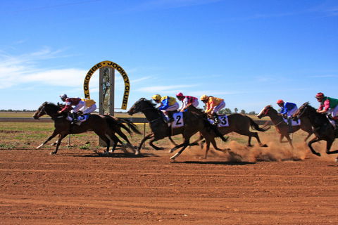 St George Cup Race - VIC Tourism 0