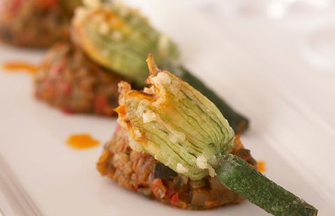 Mezzaluna Ristorante Italiano - VIC Tourism 2