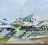 Cairns New Chalon - VIC Tourism