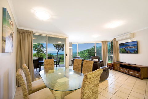 Whale Watch Ocean Beach Resort - VIC Tourism 4