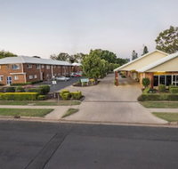Emerald Maraboon Motor Inn - VIC Tourism