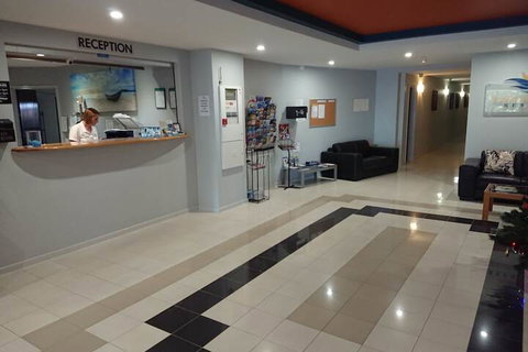 Scarborough Beach Resort - VIC Tourism 6