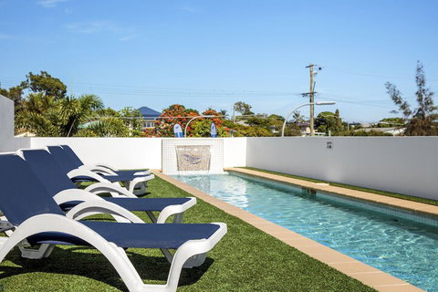 Scarborough Beach Resort - VIC Tourism 4