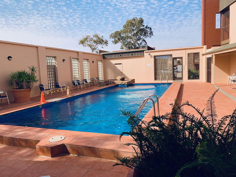 Desert Cave Hotel - VIC Tourism 5