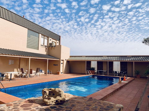 Desert Cave Hotel - VIC Tourism 6